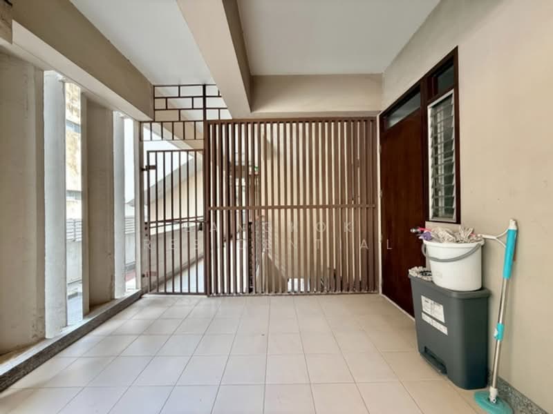 Ruamrudee House, Bangkok, Soi Ruamrudee Ploenchit Road, Lumphini, Pathum Wan, Bangkok, 3 Bedrooms, 235 sqm, Condo For Rent, by Bangkok Residential, 11366213 - DDproperty.com