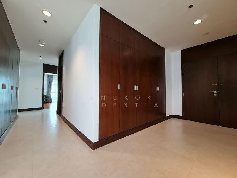 Royal Residence Park, Bangkok, 99 Royal Resident Park Lumphini, Lumphini, Pathum Wan, Bangkok, 3 Bedrooms, 220 sqm, Condo For Rent, by Bangkok Residential, 11366217 - DDproperty.com