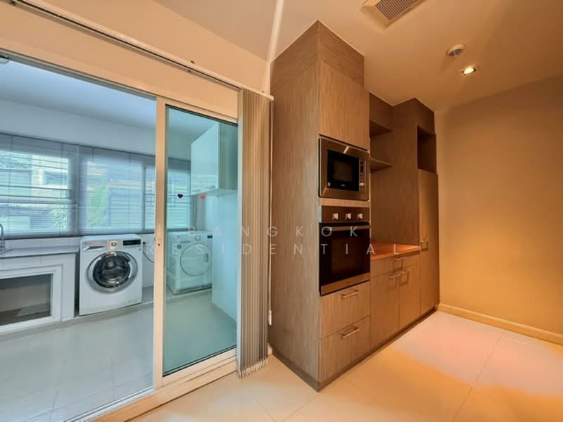 L8 Residence, Bangkok, 7 Soi Nai Lert, Wireless Road, Lumphini, Pathum Wan, Bangkok, 3 Bedrooms, 300 sqm, Apartment For Rent, by Bangkok Residential, 11366756 - DDproperty.com