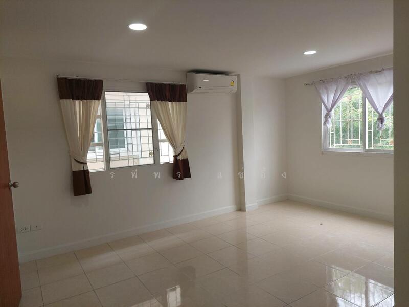 For Sale - Bann Imumporn Pinklao-Thawee Watthana, Bangkok