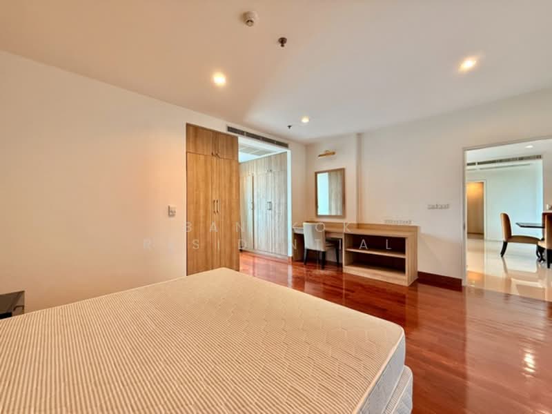 Baan Thai Living Ekkamai, Bangkok, 40 Soi Pridi Banomyong 31, Khlong Tan Nua, Watthana, Bangkok, 3 Bedrooms, 171 sqm, Condo For Rent, by Bangkok Residential, 11369148 - DDproperty.com