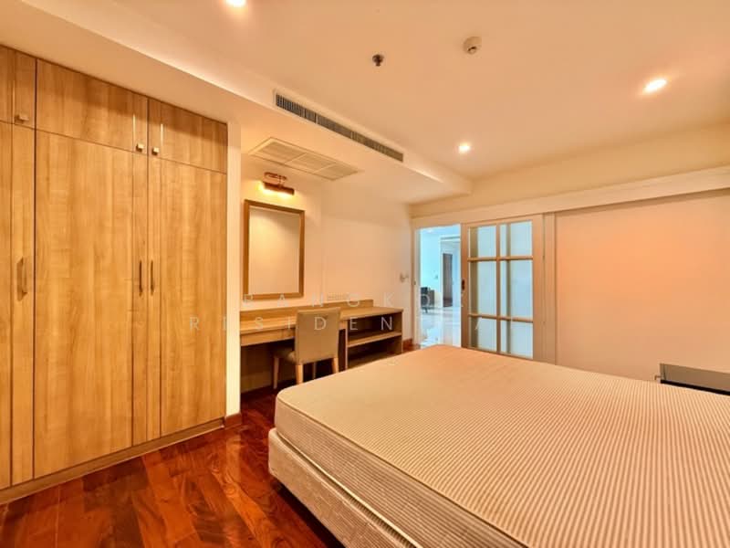 Baan Thai Living Ekkamai, Bangkok, 40 Soi Pridi Banomyong 31, Khlong Tan Nua, Watthana, Bangkok, 3 Bedrooms, 171 sqm, Condo For Rent, by Bangkok Residential, 11369148 - DDproperty.com