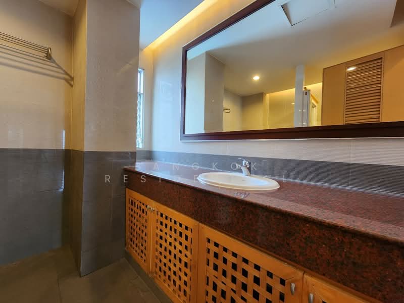 Esmeralda Apartments, Bangkok, Soi Ngamduphli, Rama 4 Road, Thung Maha Mek, Sathon, Bangkok, 4 Bedrooms, 385 sqm, Condo For Rent, by Bangkok Residential, 11369237 - DDproperty.com