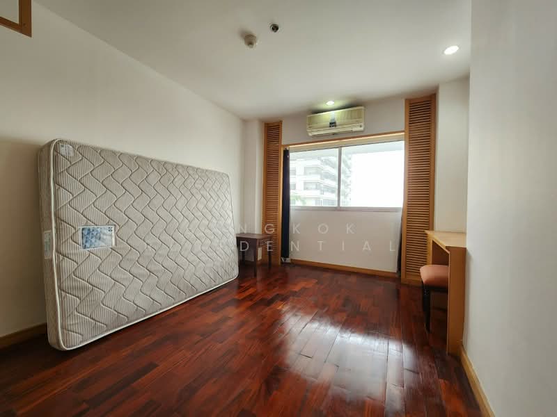 Esmeralda Apartments, Bangkok, Soi Ngamduphli, Rama 4 Road, Thung Maha Mek, Sathon, Bangkok, 4 Bedrooms, 385 sqm, Condo For Rent, by Bangkok Residential, 11369237 - DDproperty.com