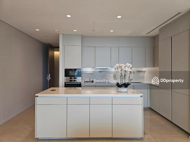 The Residences at Sindhorn Kempinski : เดอะ เรสซิเดนซ์ แอท สินธร เคมปินสกี้, กรุงเทพ, 88 ซอยต้นสน ถนน สารสิน, ลุมพินี, ปทุมวัน, กรุงเทพ, 359 ตร.ม., คอนโด ขาย, โดย Khun Thitiya (na), 11369416 - DDproperty.com