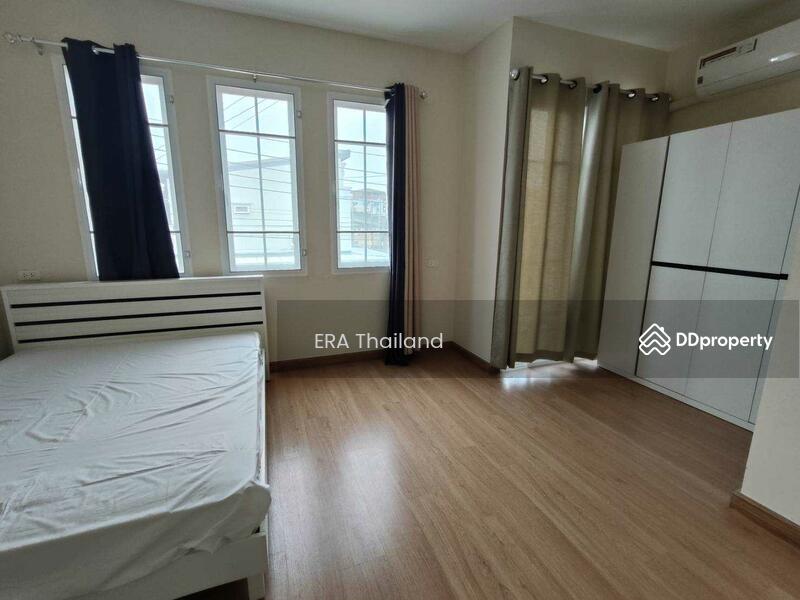 Golden Town Sukhumvit-Bearing Station, Samut Prakan, Soi Tesabansamrongtai 6, Sam Rong, Phra Pra Daeng, Samut Prakan, 4 Bedrooms, 117 sqm, Townhouse For Sale, by ERA Thailand, 11369966 - DDproperty.com