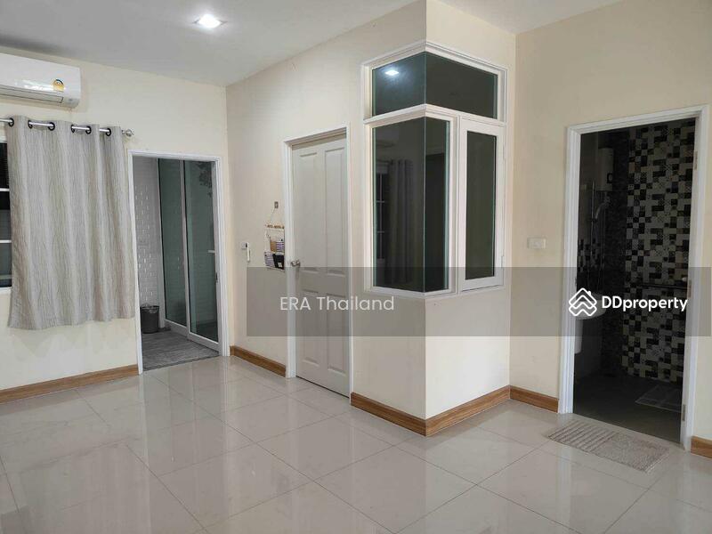 Golden Town Sukhumvit-Bearing Station, Samut Prakan, Soi Tesabansamrongtai 6, Sam Rong, Phra Pra Daeng, Samut Prakan, 4 Bedrooms, 117 sqm, Townhouse For Sale, by ERA Thailand, 11369966 - DDproperty.com