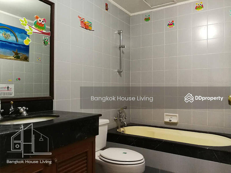 Le Raffine Sukhumvit 24, Bangkok, Soi Sukhumvit 24, Khong Tan, Khlong Toei, Bangkok, 3 Bedrooms, 372 sqm, Apartment For Rent, by Bangkok House Living, 11370451 - DDproperty.com