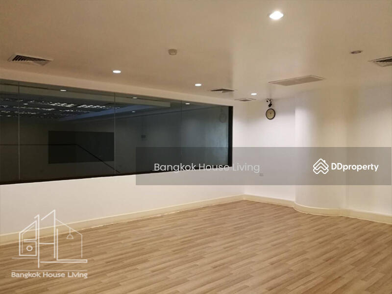 Le Raffine Sukhumvit 24, Bangkok, Soi Sukhumvit 24, Khong Tan, Khlong Toei, Bangkok, 3 Bedrooms, 372 sqm, Apartment For Rent, by Bangkok House Living, 11370451 - DDproperty.com