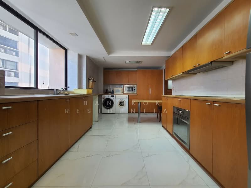 President Park Sukhumvit 24, Bangkok, 99 Sukhumvit 24 Alley, Khlongtoei Nua, Watthana, Bangkok, 3 Bedrooms, 260 sqm, Condo For Rent, by Bangkok Residential, 11371982 - DDproperty.com