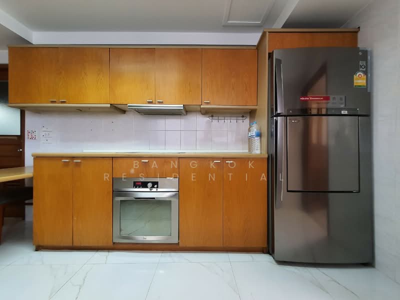 President Park Sukhumvit 24, Bangkok, 99 Sukhumvit 24 Alley, Khlongtoei Nua, Watthana, Bangkok, 3 Bedrooms, 260 sqm, Condo For Rent, by Bangkok Residential, 11371982 - DDproperty.com