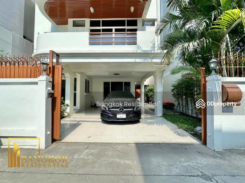 For Rent - Townhouse in Compound, Bangkok