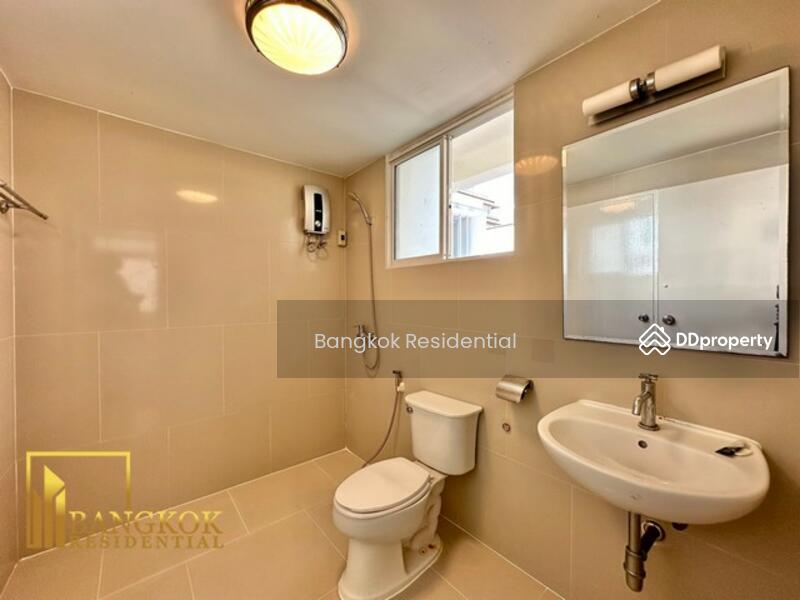 For Rent - Townhouse in Compound, Bangkok