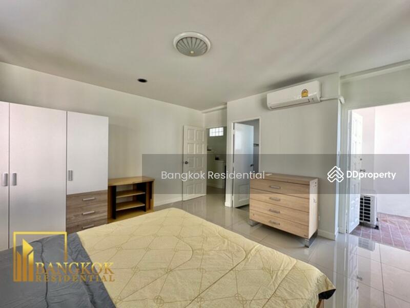 For Rent - Townhouse in Compound, Bangkok