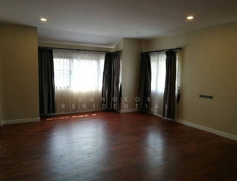 Detached House, Bangkok, Sukhumvit 39, Khlong Tan Nua, Watthana, Bangkok, 5 Bedrooms, 540 sqm, Single Detached House For Rent, by Bangkok Residential, 11374563 - DDproperty.com
