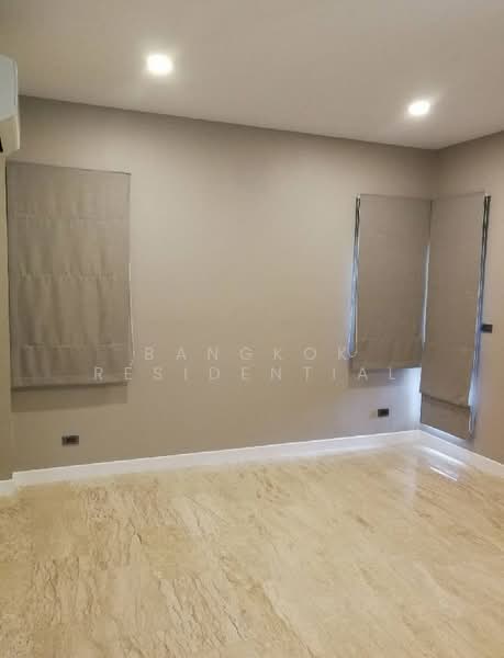 Detached House, Bangkok, Sukhumvit 39, Khlong Tan Nua, Watthana, Bangkok, 5 Bedrooms, 540 sqm, Single Detached House For Rent, by Bangkok Residential, 11374563 - DDproperty.com