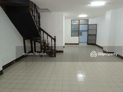 ขาย - ขายทาวน์เฮ้าส์ หมุ่บ้านวิลเลจ ซ.คลองหลวง 21, ปทุมธานี