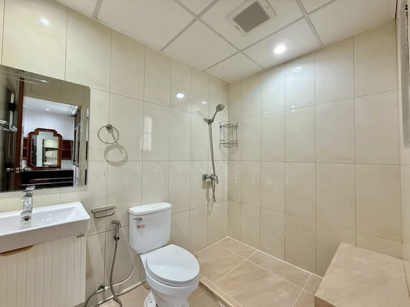 Rishi Court, Bangkok, 47 Soi Sukhumvit 15, Khlongtoei Nua, Watthana, Bangkok, 3 Bedrooms, 200 sqm, Condo For Rent, by Bangkok Residential, 11375159 - DDproperty.com