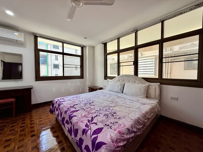 Rishi Court, Bangkok, 47 Soi Sukhumvit 15, Khlongtoei Nua, Watthana, Bangkok, 3 Bedrooms, 200 sqm, Condo For Rent, by Bangkok Residential, 11375159 - DDproperty.com