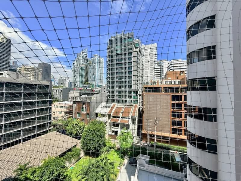 Rishi Court, Bangkok, 47 Soi Sukhumvit 15, Khlongtoei Nua, Watthana, Bangkok, 3 Bedrooms, 200 sqm, Condo For Rent, by Bangkok Residential, 11375159 - DDproperty.com