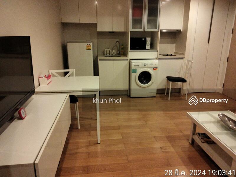 Collezio Sathorn-Pipat, Bangkok, 41 Soi Pipat 1 Silom Road, Silom, Bang Rak, Bangkok, 1 Bedroom, 41 sqm, Condo For Rent, by Pakaphon Surapongsanuruk, 11375937 - DDproperty.com