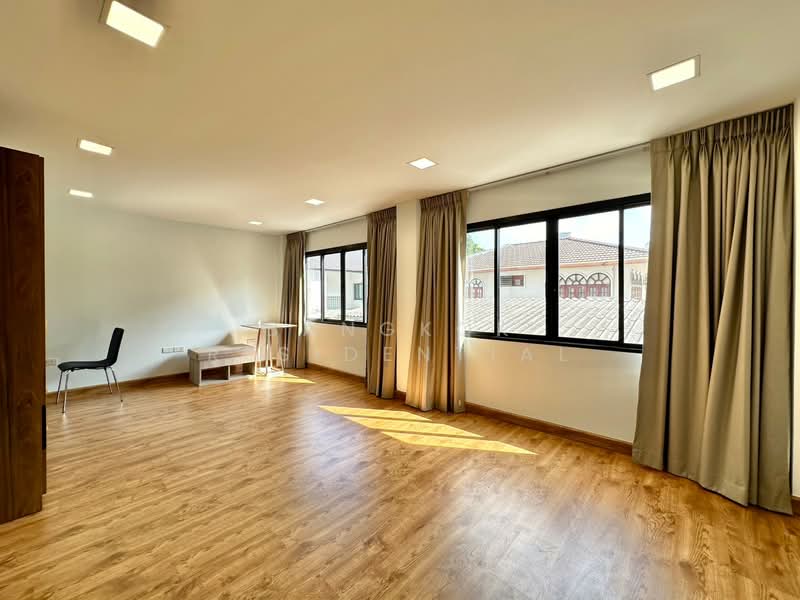 Detached House, Bangkok, Sukhumvit 65, Khlong Tan Nua, Watthana, Bangkok, 3 Bedrooms, 200 sqm, Single Detached House For Rent, by Bangkok Residential, 11378437 - DDproperty.com