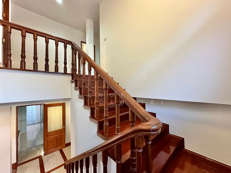House in Compound, Bangkok, Sukhumvit 63, Khlong Tan Nua, Watthana, Bangkok, 4 Bedrooms, 285 sqm, Single Detached House For Rent, by Bangkok Residential, 11378460 - DDproperty.com