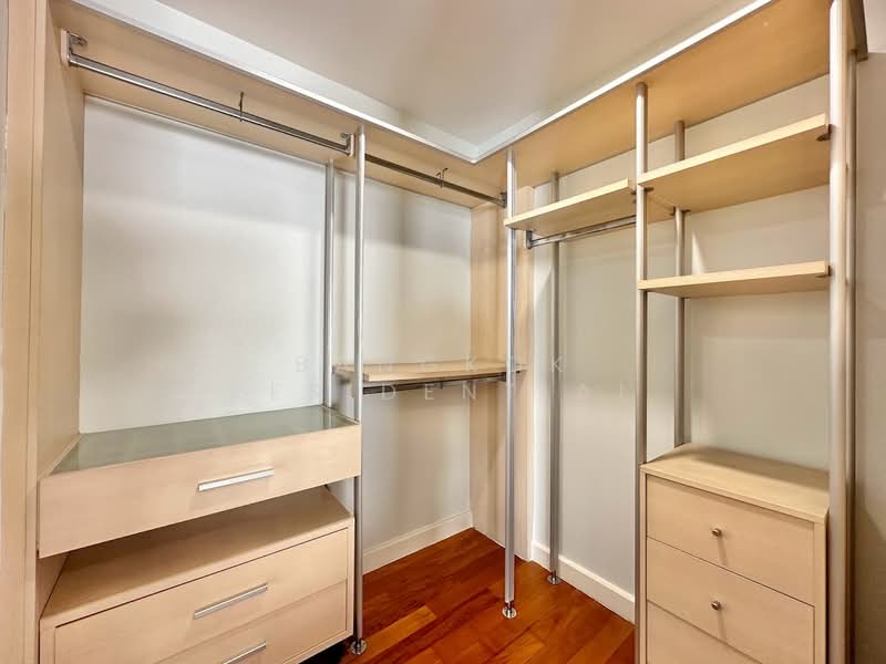 House in Compound, Bangkok, Sukhumvit 24, Khong Tan, Khlong Toei, Bangkok, 4 Bedrooms, 350 sqm, Single Detached House For Rent, by Bangkok Residential, 11378478 - DDproperty.com