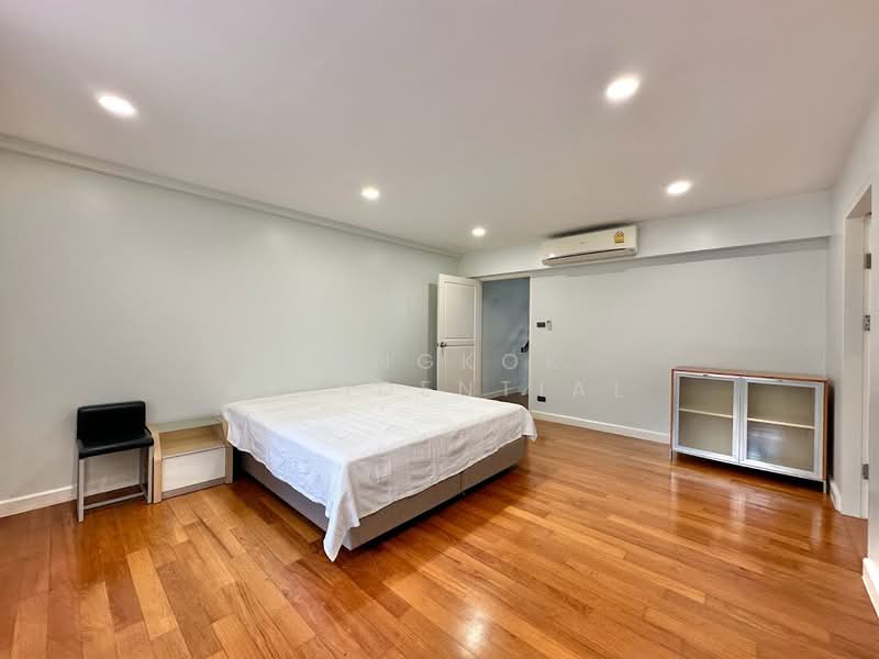 House in Compound, กรุงเทพ, Sukhumvit 24, คลองตัน, คลองเตย, กรุงเทพ, 350 ตร.ม., บ้านเดี่ยว ให้เช่า, โดย Bangkok Residential, 11378478 - DDproperty.com