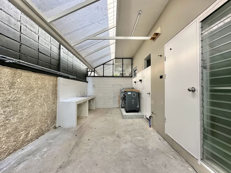 House in Compound, กรุงเทพ, Sukhumvit 24, คลองตัน, คลองเตย, กรุงเทพ, 350 ตร.ม., บ้านเดี่ยว ให้เช่า, โดย Bangkok Residential, 11378478 - DDproperty.com