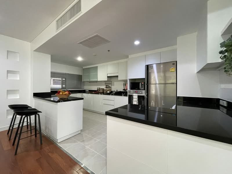 Shama Ekamai Bangkok, Bangkok, Ekamai Soi 8, Sukhumvit 63 Road, Phra Kanong Nua, Watthana, Bangkok, 3 Bedrooms, 240 sqm, Condo For Rent, by Bangkok Residential, 11378649 - DDproperty.com