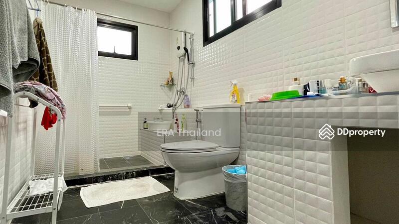 ขาย(sale) บ้านเดี่ยวหลังใหญ่ หมู่บ้านชลลดา คู้บอน, Bangkok, Khan Na Yao, Khan Na Yao, Bangkok, 3 Bedrooms, 180 sqm, Single Detached House For Sale, by ERA Thailand, 11380595 - DDproperty.com