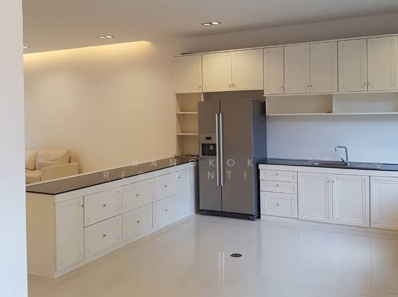 พร้อมพรรค การ์เด้นส์ คอนโดมิเนียม, กรุงเทพ, สุขุมวิท, คลองเตยเหนือ, วัฒนา, กรุงเทพ, 350 ตร.ม., คอนโด ให้เช่า, โดย Bangkok Residential, 11380600 - DDproperty.com