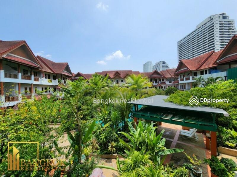 Townhouse in Compound, Bangkok, Sukhumvit 49, Khlong Tan Nua, Watthana, Bangkok, 4 Bedrooms, 400 sqm, Townhouse For Rent, by Bangkok Residential, 11382810 - DDproperty.com