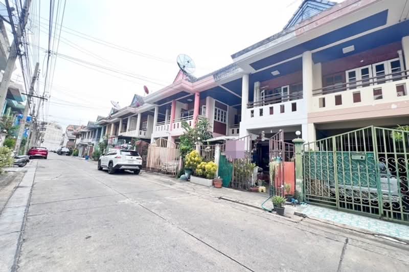 ทาวน์เฮาส์ เนื้อที่ 20 ตรว. หมู่บ้าน บดินทรรักษา 4 ถนนคู้บอน แขวงท่าแร้ง เขตบางเขน กรุงเทพฯ, กรุงเทพ, ท่าแร้ง, บางเขน, กรุงเทพ, 80 ตร.ม., ทาวน์เฮ้าส์ ขาย, โดย ชนะชาติ นนท์ตา, 11383254 - DDproperty.com