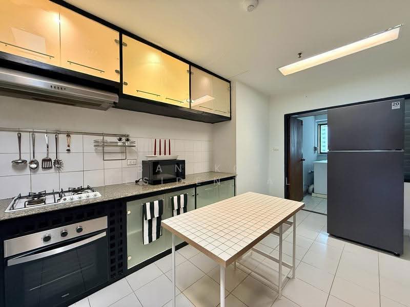 Tower Park, Bangkok, 88 Soi Sukhumvit 3, Sukhumvit Road, Khlongtoei Nua, Watthana, Bangkok, 3 Bedrooms, 268 sqm, Condo For Rent, by Bangkok Residential, 11383818 - DDproperty.com