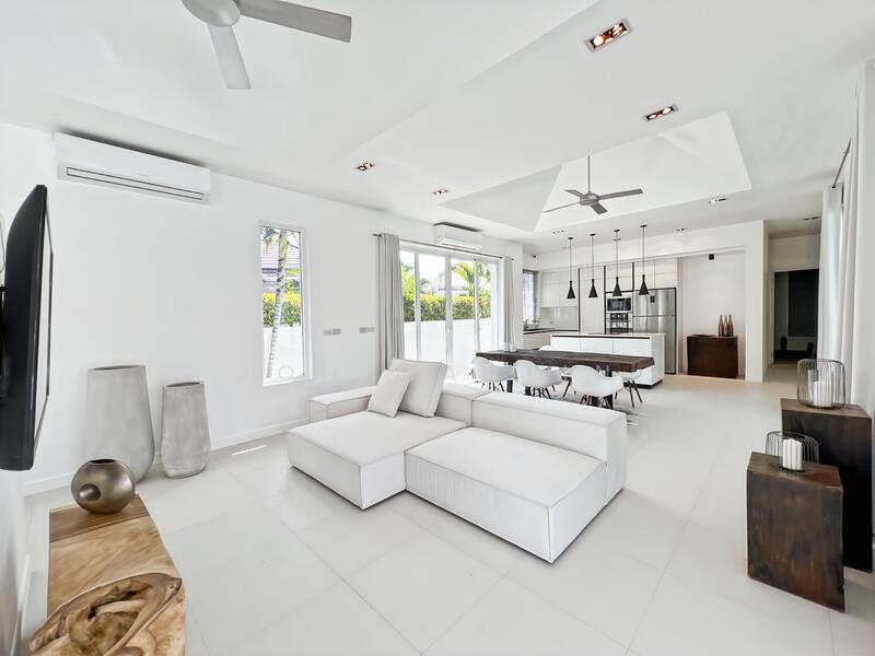 Woodlands Residences, Prachuap Khiri Khan, Thap Tai, Hua Hin, Prachuap Khiri Khan, 4 Bedrooms, 200 sqm, Villa For Sale, by Jon Martin, 11383848 - DDproperty.com