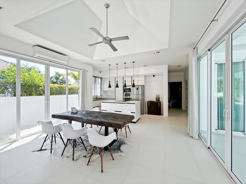 Woodlands Residences, Prachuap Khiri Khan, Thap Tai, Hua Hin, Prachuap Khiri Khan, 4 Bedrooms, 200 sqm, Villa For Sale, by Jon Martin, 11383848 - DDproperty.com