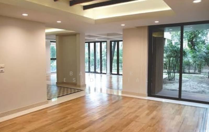 House in Compound, Bangkok, Yen Akard, Thung Maha Mek, Sathon, Bangkok, 4 Bedrooms, 400 sqm, Single Detached House For Rent, by Bangkok Residential, 11384373 - DDproperty.com
