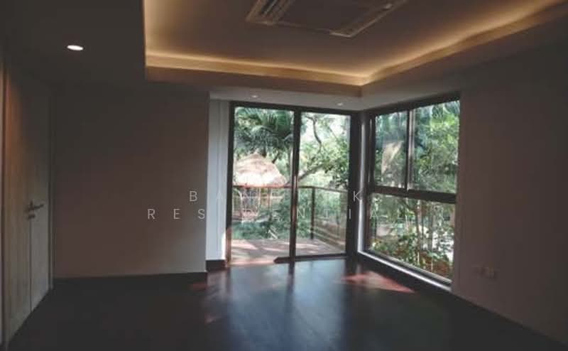 House in Compound, Bangkok, Yen Akard, Thung Maha Mek, Sathon, Bangkok, 4 Bedrooms, 400 sqm, Single Detached House For Rent, by Bangkok Residential, 11384373 - DDproperty.com