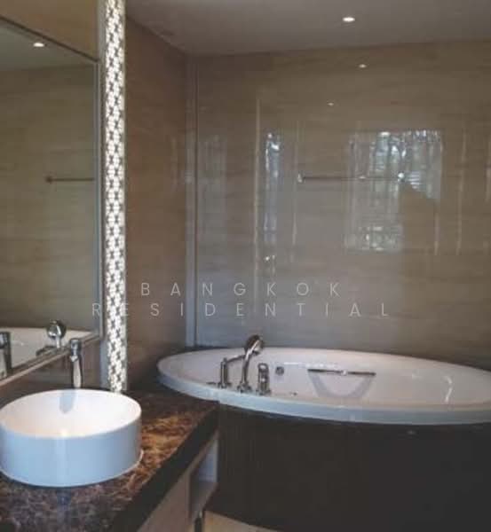 House in Compound, กรุงเทพ, Yen Akard, ทุ่งมหาเมฆ, สาทร, กรุงเทพ, 400 ตร.ม., บ้านเดี่ยว ให้เช่า, โดย Bangkok Residential, 11384373 - DDproperty.com