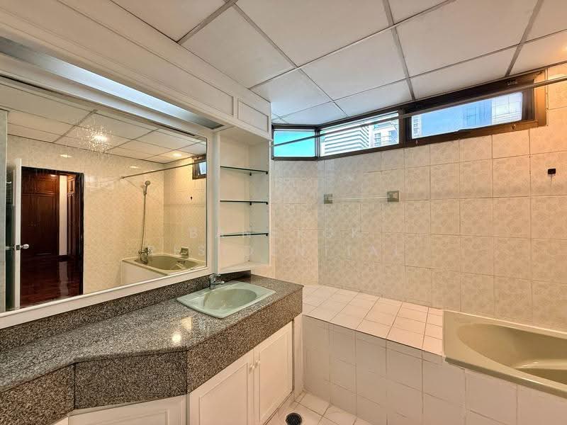 Sriratana Mansion 2, Bangkok, 59 Soi Sukhumvit 23, Khlongtoei Nua, Watthana, Bangkok, 4 Bedrooms, 450 sqm, Condo For Rent, by Bangkok Residential, 11384827 - DDproperty.com