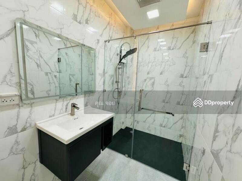บ้านเดี่ยว ใจกลางถนนสาทร, กรุงเทพ, 1 -, ทุ่งวัดดอน, สาทร, กรุงเทพ, 150 ตร.ม., บ้านเดี่ยว ขาย, โดย ดลดากร ลลิตวรฉัตร, 11386789 - DDproperty.com