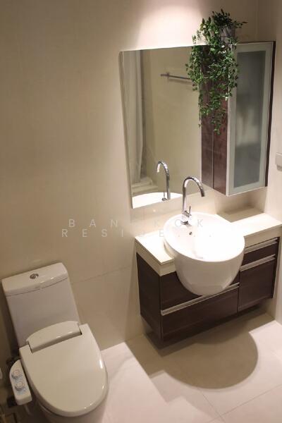 Sky Walk Residences, Bangkok, 1599 Sukhumvit Road, Phra Kanong Nua, Watthana, Bangkok, 2 Bedrooms, 109 sqm, Condo For Rent, by Bangkok Residential, 11387758 - DDproperty.com