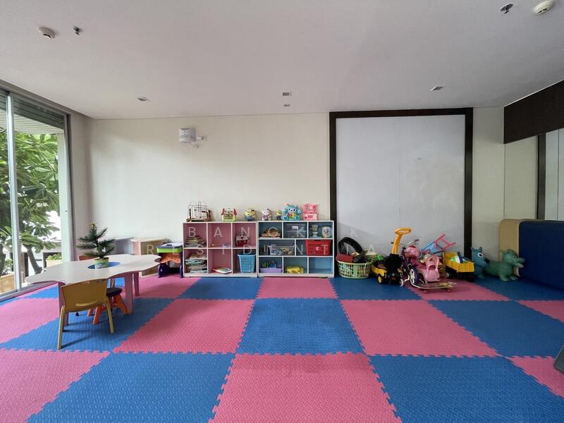 Sky Walk Residences, Bangkok, 1599 Sukhumvit Road, Phra Kanong Nua, Watthana, Bangkok, 2 Bedrooms, 109 sqm, Condo For Rent, by Bangkok Residential, 11387758 - DDproperty.com