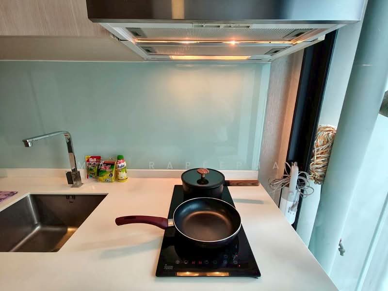 Serio Sukhumvit 50, Bangkok, Soi Sukhumvit 50, Phra Kanong, Khlong Toei, Bangkok, 1 Bedroom, 30 sqm, Condo For Rent, by May Rapeephan, 11388047 - DDproperty.com