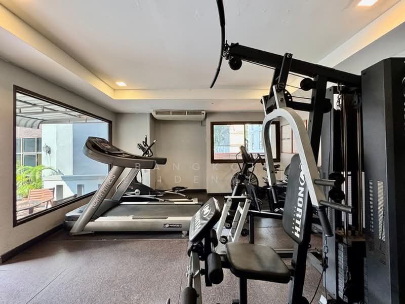 Mitr Mansion, Bangkok, 27 Soi Sukhumvit 31, Khlongtoei Nua, Watthana, Bangkok, 3 Bedrooms, 285 sqm, Condo For Rent, by Bangkok Residential, 11391574 - DDproperty.com