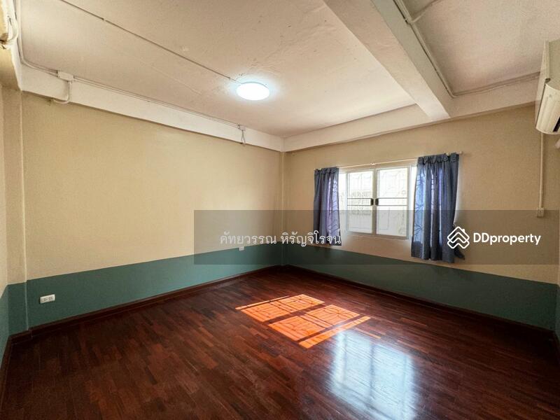 For rent / sale, Townhouse 4fl, Pattanakarn 44, size 31.5sq.w. Space 300sq.m.,Rent 35k, Sale7mb., Bangkok, Suan Luang, Bangkok, 5 Bedrooms, 300 sqm, Townhouse For Sale, by คัทยวรรณ หิรัญจิโรจน์, 11392299 - DDproperty.com