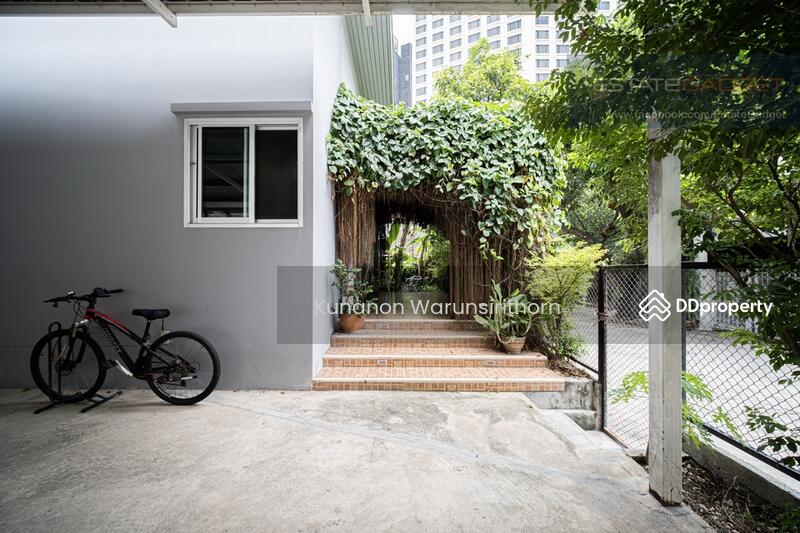 ขายบ้านเดี่ยว ชั้นเดียว 3ห้องนอน บนที่ดิน 100ตรว. ซ.สุขุมวิท12 ใกล้ BTS/MRT อโศก (081-434-9959), กรุงเทพ, สุขุมวิท, คลองเตย, กรุงเทพ, 300 ตร.ม., บ้านเดี่ยว ขาย, โดย Kunanon Warunsirithorn, 11392882 - DDproperty.com