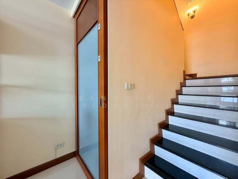 42 Grand Residence, Bangkok, 24 Soi Sukhumvit 42, Phra Kanong, Khlong Toei, Bangkok, 3 Bedrooms, 235 sqm, Condo For Rent, by Bangkok Residential, 11393177 - DDproperty.com